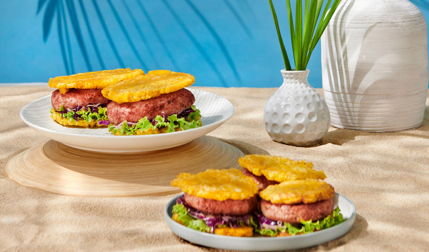 Sandwich-de-Tostón-con-Jamón-Especial-4x4-Induveca