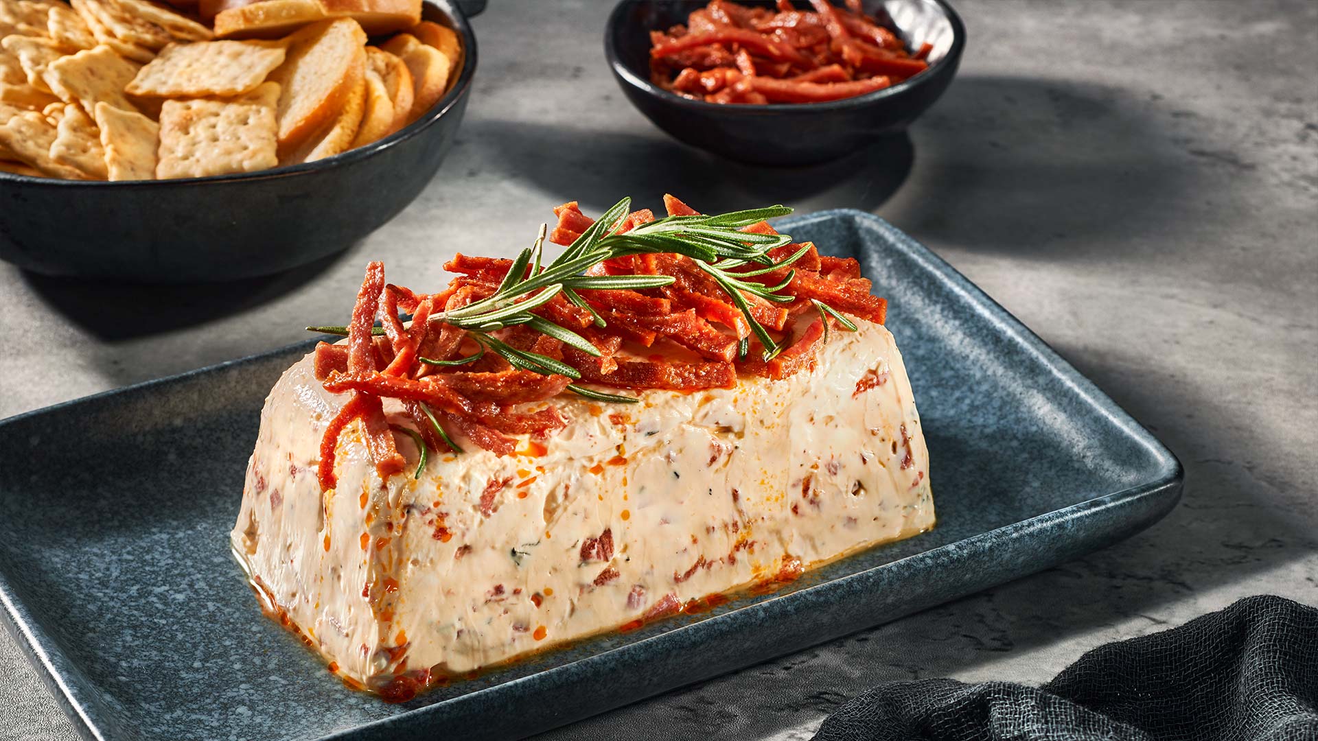 Troncho de Queso Crema conSalami Don Pedro Almirante Induveca