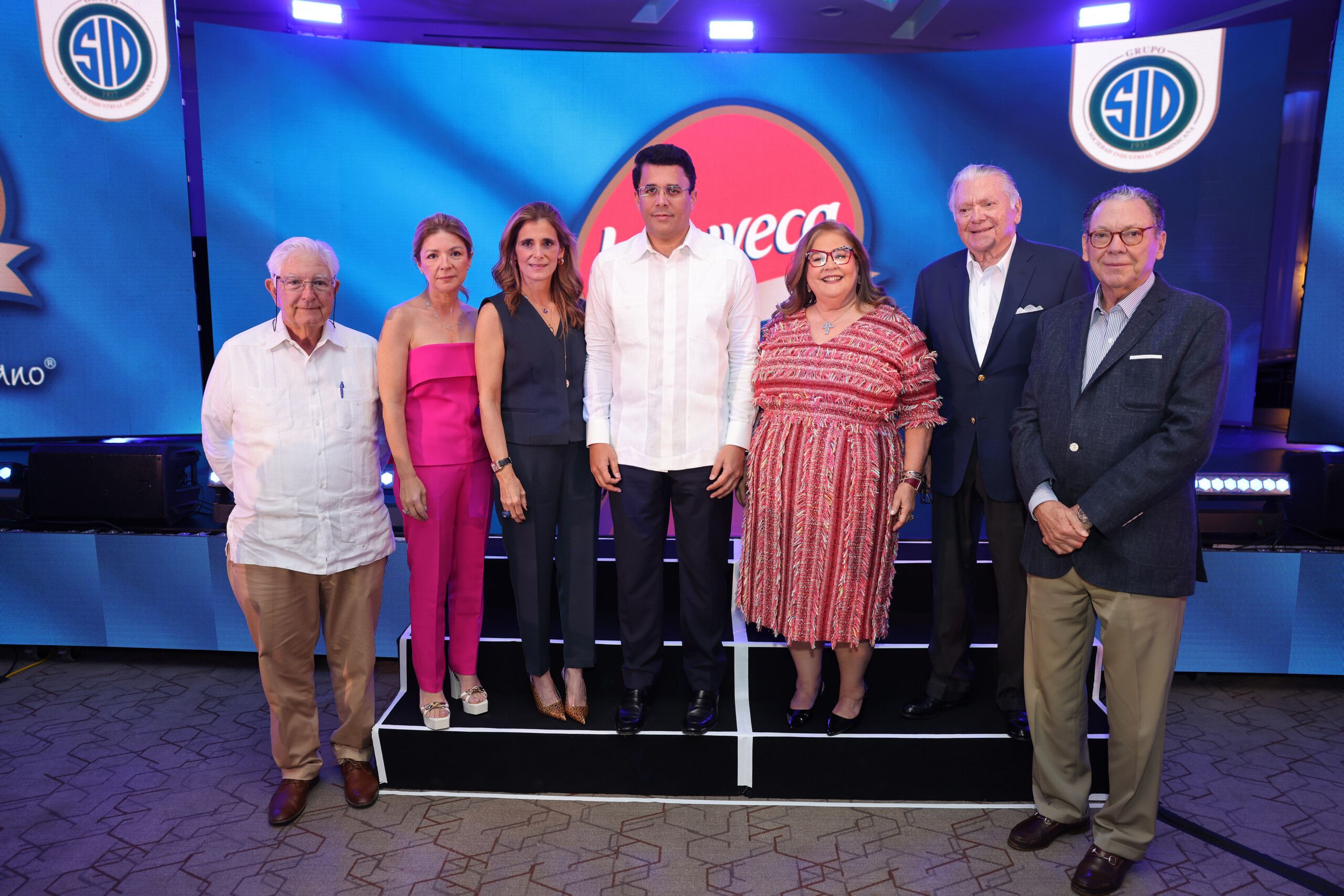 Induveca lanza Salami Chips Induveca con Platanitos Induveca